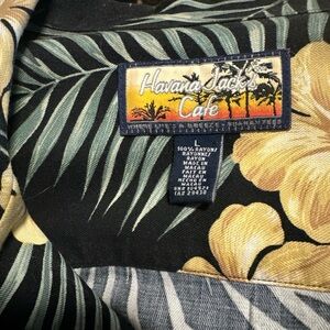 Havana Jack Café Black and Yellow Floral Casual Button Down Shirt